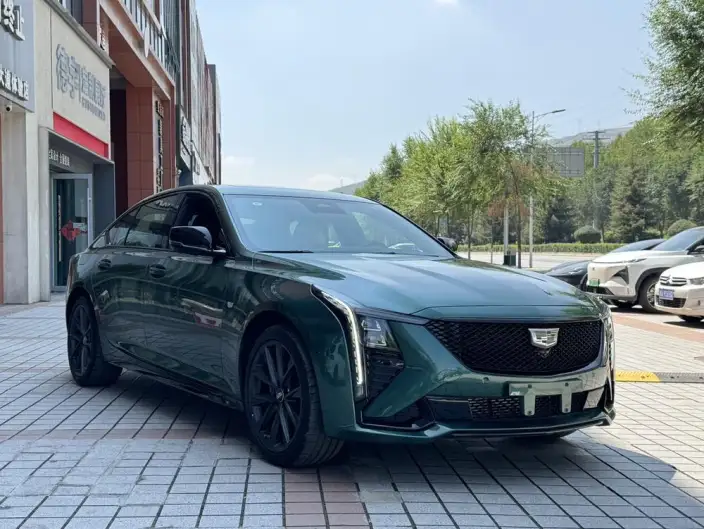Cadillac CT5 2025 Model 28T Track Performance version – фото 3