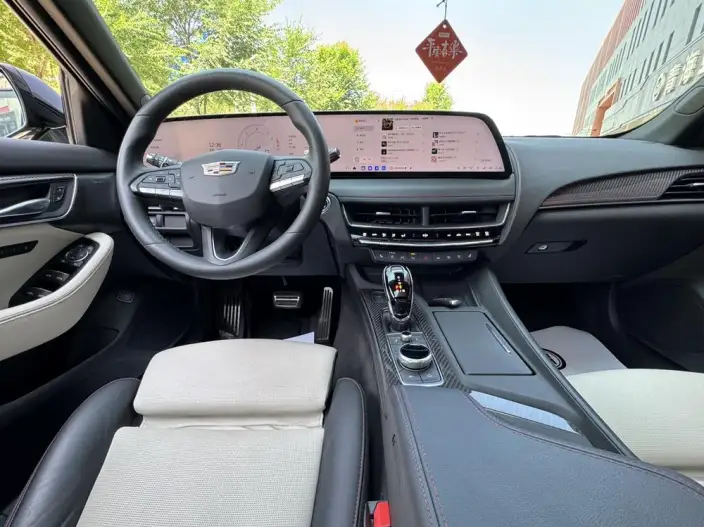 Cadillac CT5 2025 Model 28T Track Performance version – фото 10