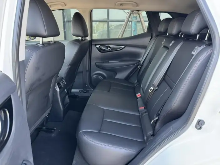 Nissan Qashqai 2022 Model 2.0L XV Smart Edition – фото 10