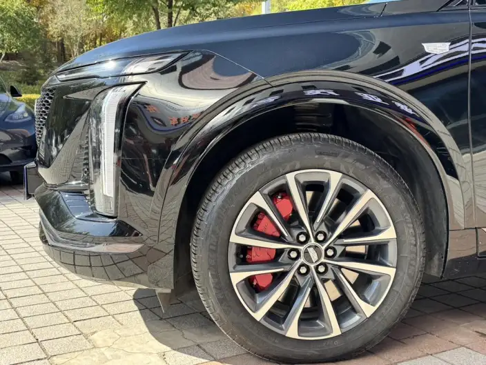 Cadillac XT5 2025 Model 28T 4WD Noble Model – фото 7