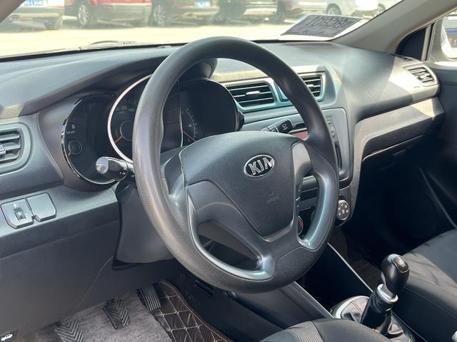 KIA K2 2015 модификация Тройная литиевая батарея кузов 1.4L MT TOP – фото 6