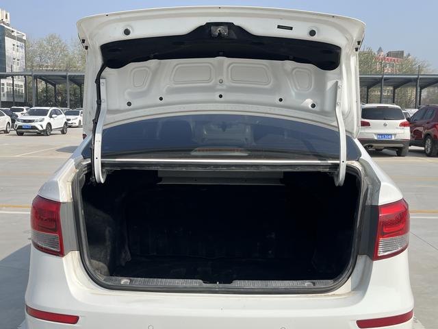 KIA K2 2015 модификация Тройная литиевая батарея кузов 1.4L MT TOP – фото 17