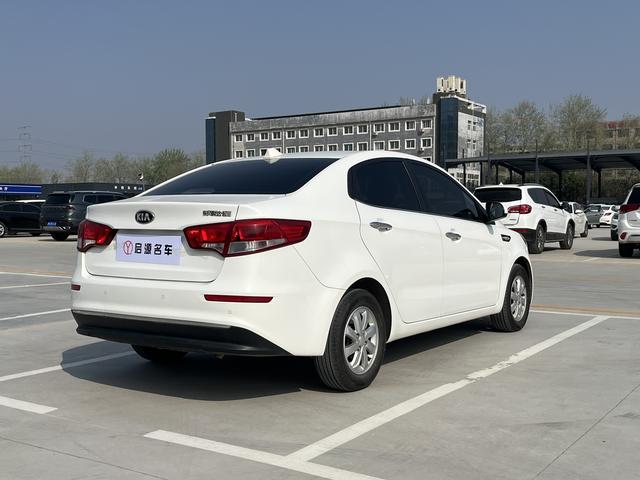 KIA K2 2015 модификация Тройная литиевая батарея кузов 1.4L MT TOP – фото 22
