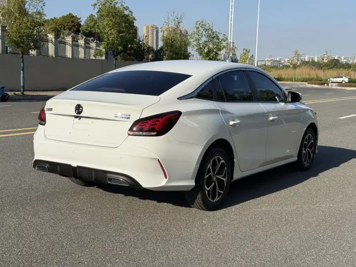 MG5 2023 Model 180DVVT CVT Youth Deluxe Edition – фото 6