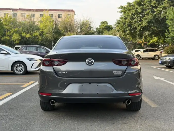 Mazda3 Axela 2021 Model 2.0L Automatic Zhi Ya Edition – фото 5