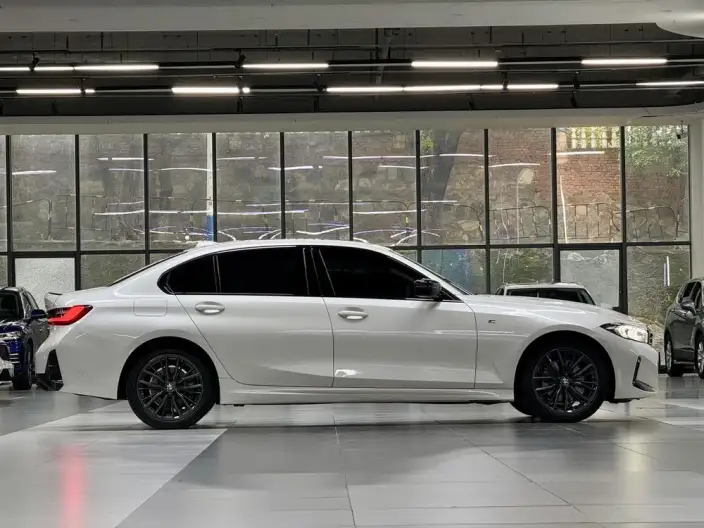 BMW 3 Series 2023 Model 325Li M Sports Night Set – фото 6
