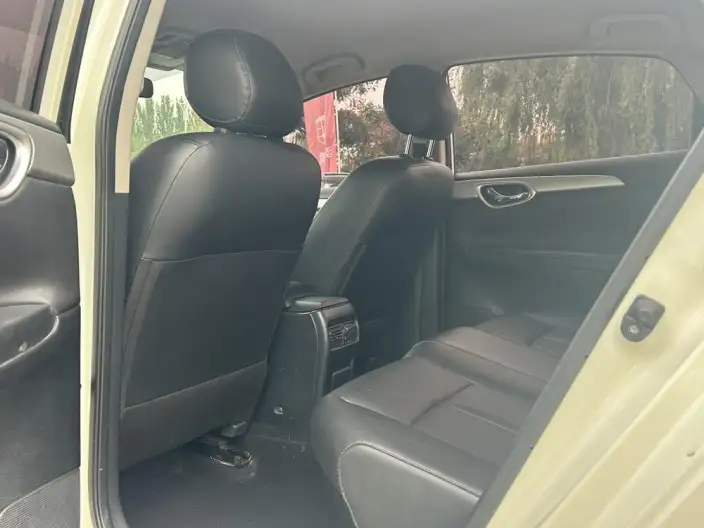 Nissan Sylphy 2023 Model 1.6L CVT Yuexiang Edition – фото 10