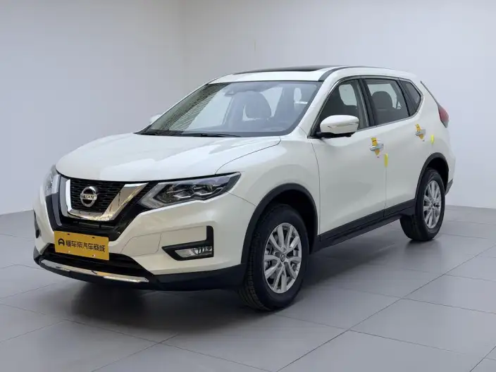 Nissan X-Trail 2023 Model Classic Edition 2.0L 2WD Smart Connect Premium – фото 1