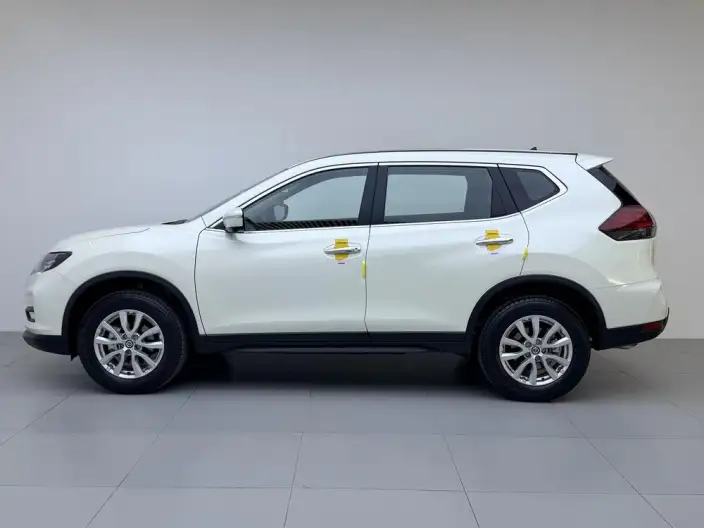 Nissan X-Trail 2023 Model Classic Edition 2.0L 2WD Smart Connect Premium – фото 4