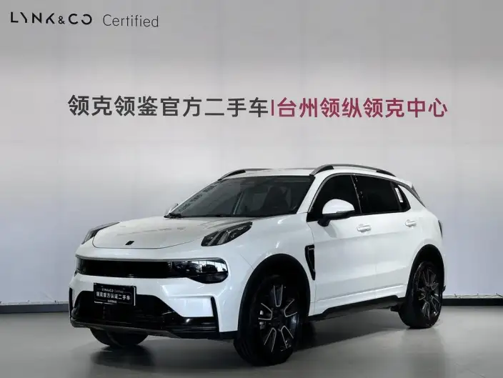 Lynk & Co 01 2023 Model 2.0TD 2WD Asian Games Edition – фото 1