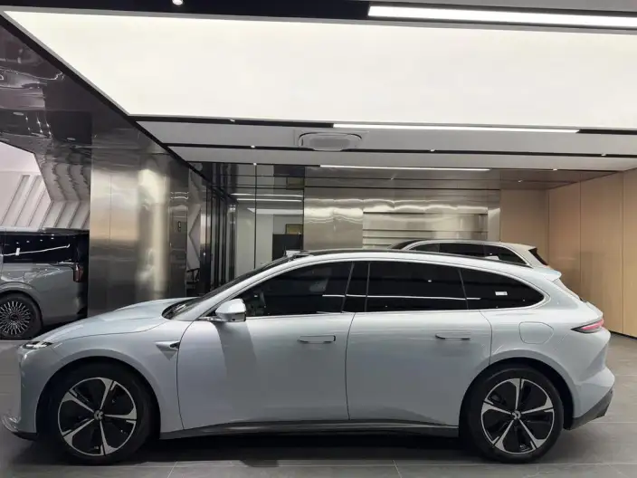 NIO ET5 2024 Model 75kWh – фото 3