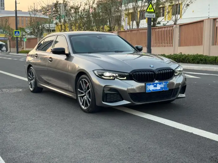 BMW 3 Series 2022 Model 325Li M Sports Set – фото 3