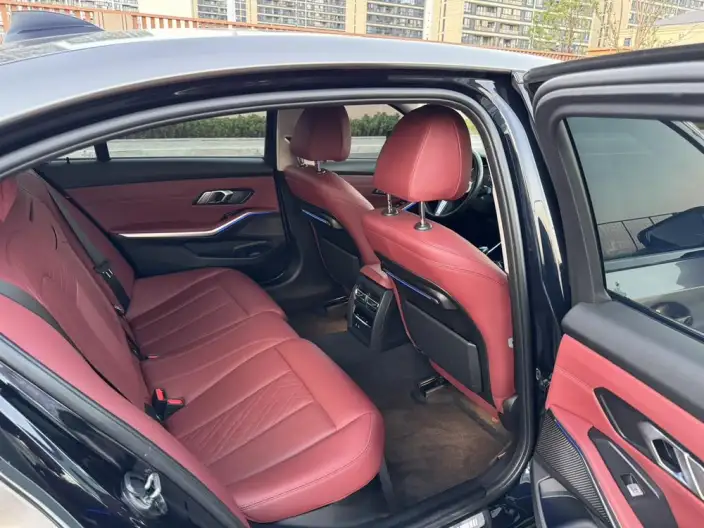 BMW 3 Series 2022 Model 325Li M Sports Set – фото 9