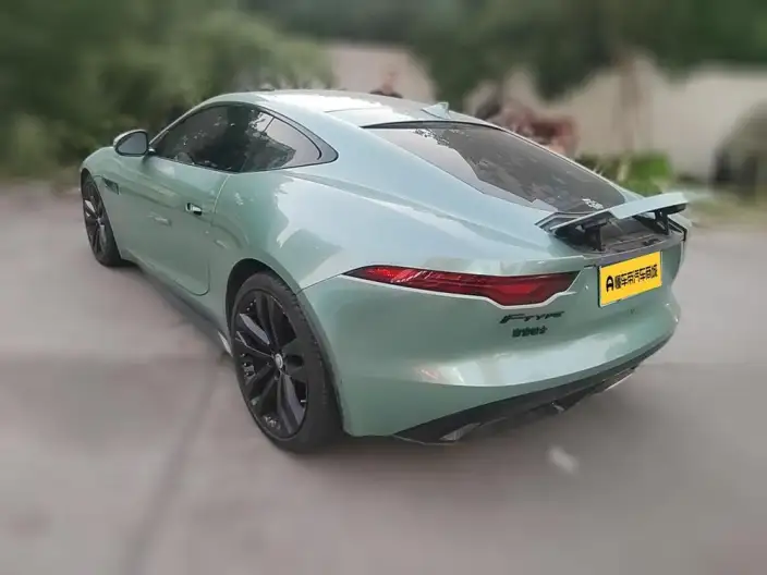 Jaguar F-TYPE 2023 Model P300 Hardtop Edition R-DYNAMIC BLACK – фото 4