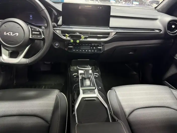 Kia K3 2023 Model 1.4T DCT Deluxe Edition – фото 8