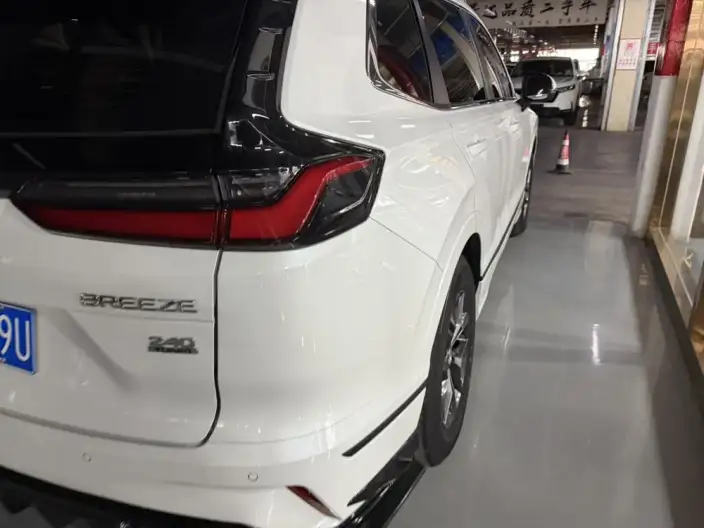 Honda BREEZE 2023 Model 240TURBO CVT 2WD Deluxe Edition – фото 8