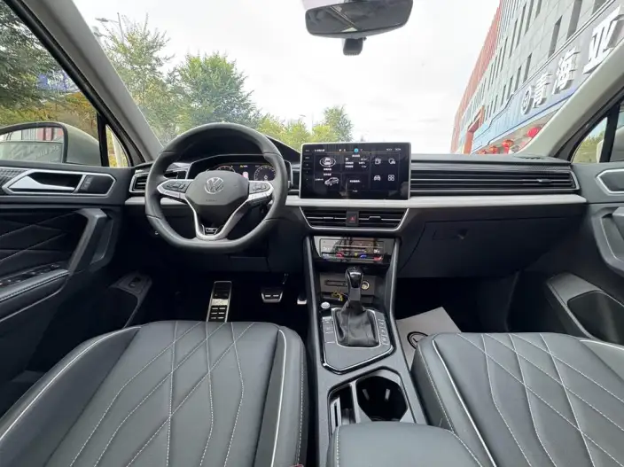 Volkswagen Tiguan L 2024 Model 330TSI 2WD R-Line Enjoy the version more – фото 10