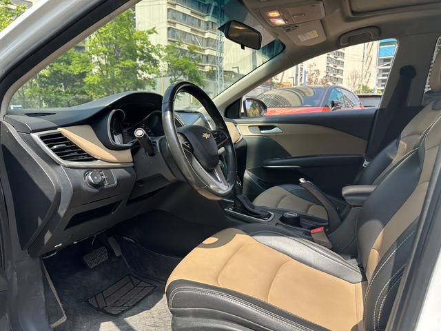 Chevrolet Corolla 2022 320 Automatic Joy f ul Edition – фото 4