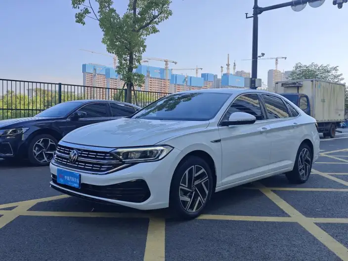 Volkswagen Sagitar 2023 Model 280TSI DSG Beyond Edition – фото 1