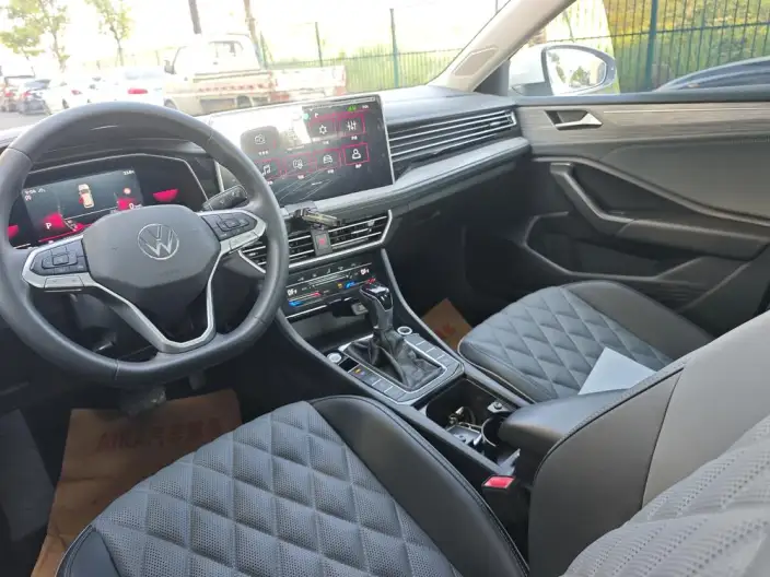 Volkswagen Sagitar 2023 Model 280TSI DSG Beyond Edition – фото 8