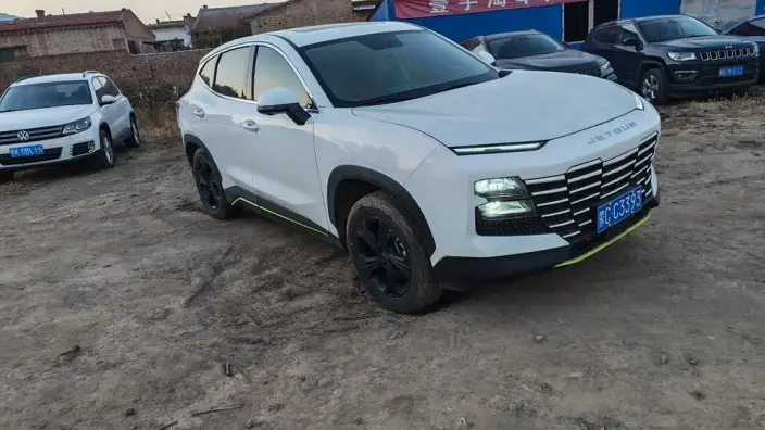 Jetour Dasheng 2024 Model 1.5T DCT Youth
