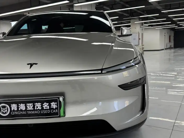 Model Y L 2026 Model Standard Edition – фото 7