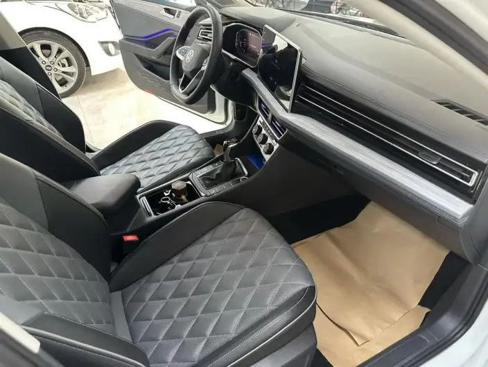 Volkswagen Sagitar 2023 Model 300TSI DSG Beyond Edition – фото 5