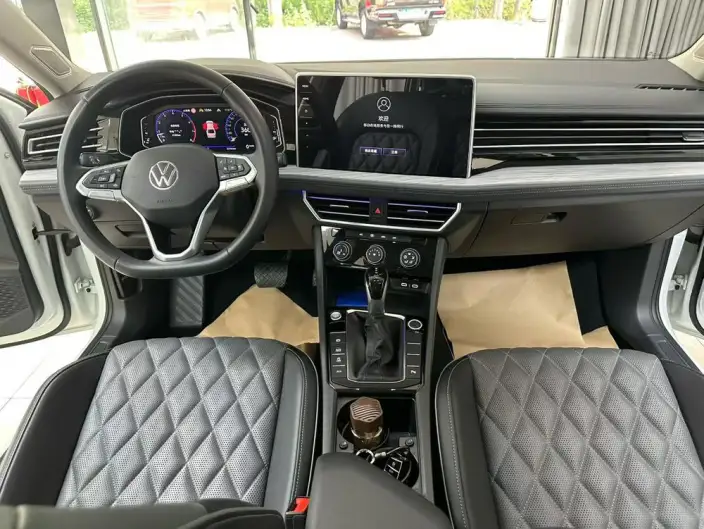 Volkswagen Sagitar 2023 Model 300TSI DSG Beyond Edition – фото 6