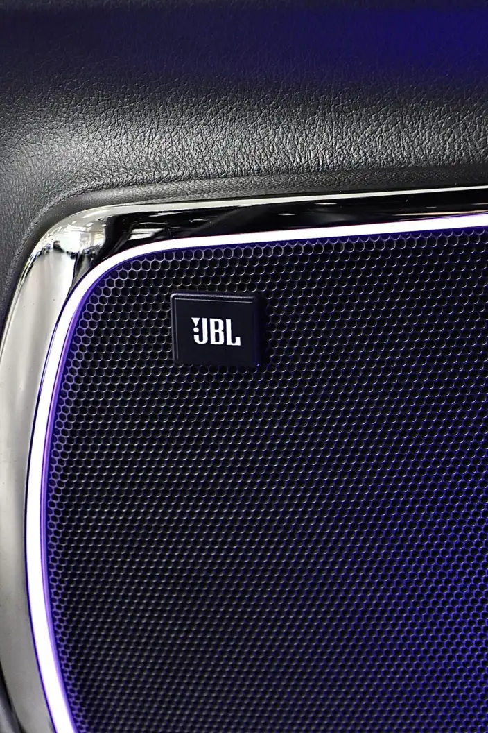 Vellfire 2022 Model Toyota Crown Hybrid Jin Shine Special Edition 2.5L HV Premium Edition – фото 9