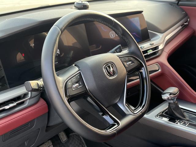 Changan CS75 PLUS 2022 Classic 1.5T Automatic Pioneer – фото 12