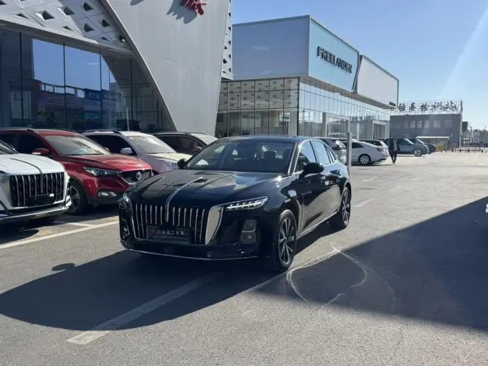 Hongqi H5 PHEV 2025 Model 130 Chao Hybrid Edition – фото 1