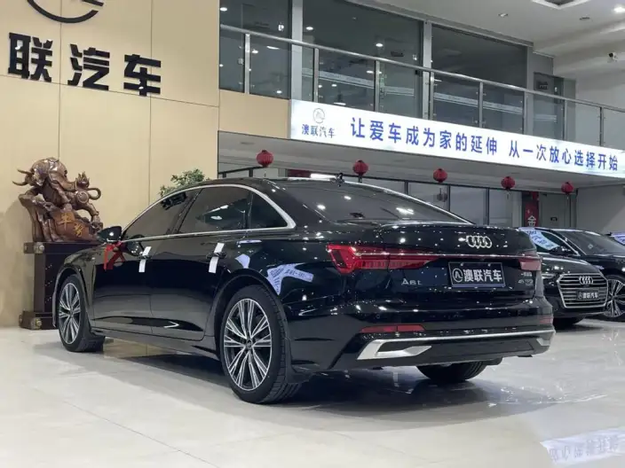 Audi A6L 2023 Model 45 TFSI quattro Exclusive Dynamic Model – фото 4