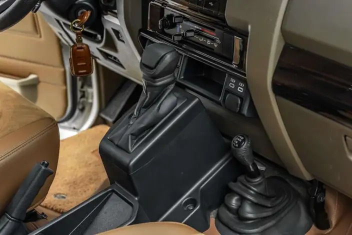 Rand Coolouse 70 2024 Model 4.0L Automatic 4WD 5 seat Parallel Imported – фото 8