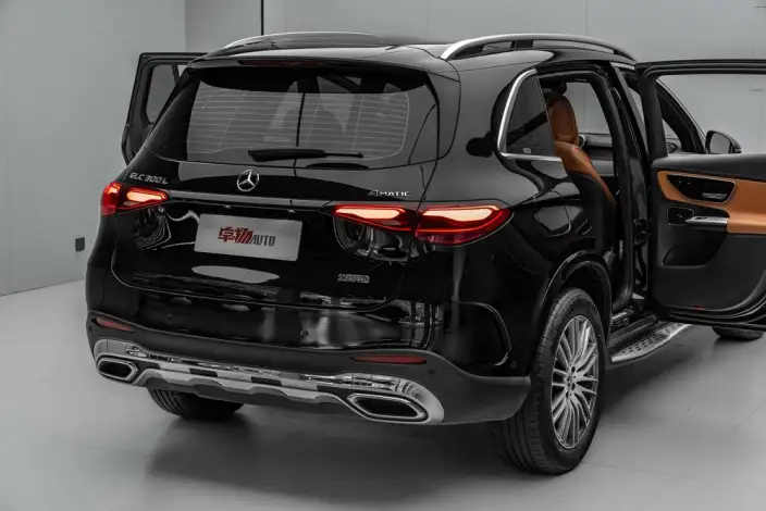 Mercedes-Benz GLC 2024 Model Facelift GLC 300 L 4MATIC Dynamic Model 5 seat – фото 10
