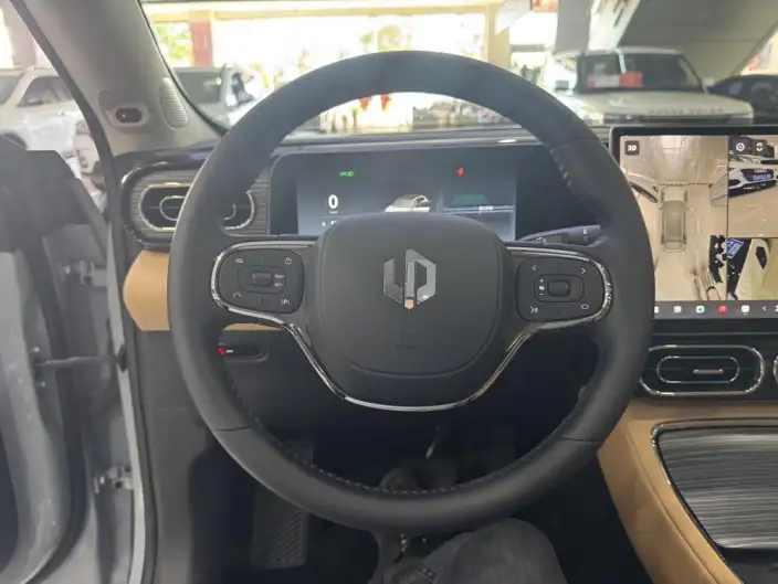 Leapmotor C11 2024 Model EV Edition 580 Exclusive Edition – фото 6