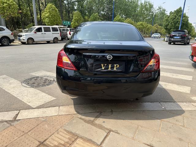 Nissan Sunny 2011 1.5XE CVT Comfort – фото 8