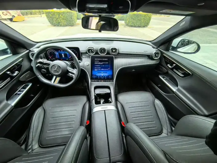 Mercedes-Benz C-Class 2024 Model Facelift C 260 L Sports Edition – фото 8