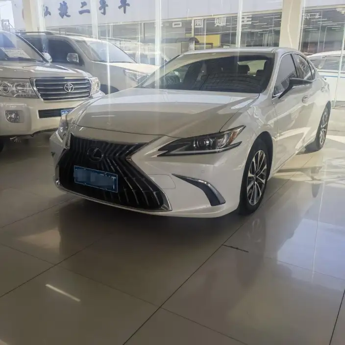 Lexus ES 2025 Model 200 Premium – фото 1