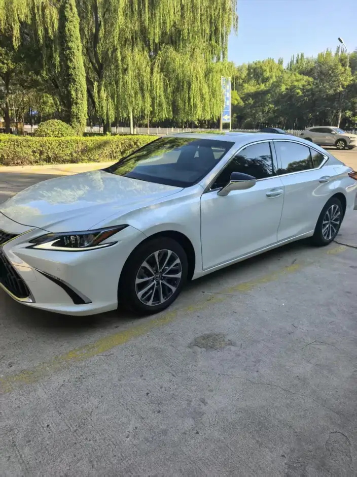 Lexus ES 2025 Model 200 Premium – фото 7