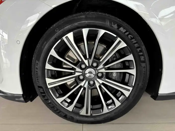 NIO ET5 2022 Model 75kWh – фото 7