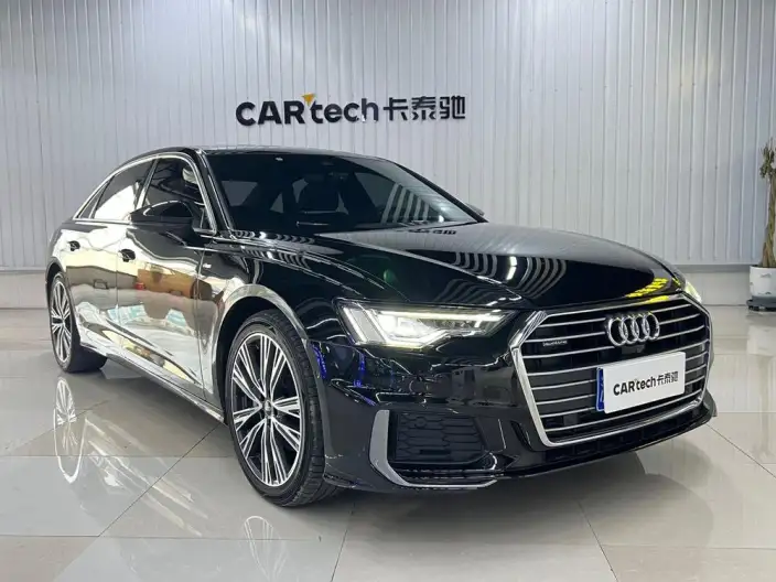 Audi A6L 2022 Model 45 TFSI quattro Exclusive Dynamic Model – фото 3