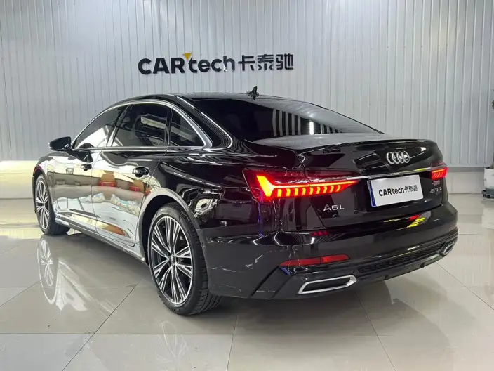 Audi A6L 2022 Model 45 TFSI quattro Exclusive Dynamic Model – фото 4