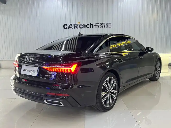 Audi A6L 2022 Model 45 TFSI quattro Exclusive Dynamic Model – фото 6