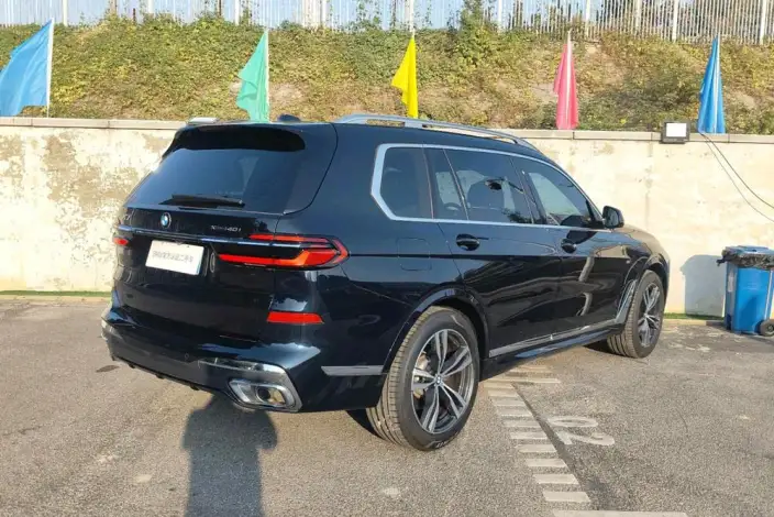 BMW X7 2024 Model xDrive40i Exclusive Model M Sports Set 6 seat – фото 5
