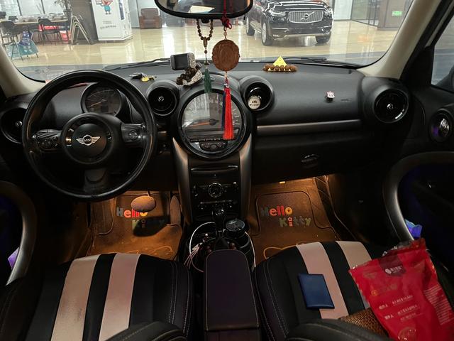 MINI COUNTRYMAN 2014 1.6T COOPER ALL4 Fun – фото 6