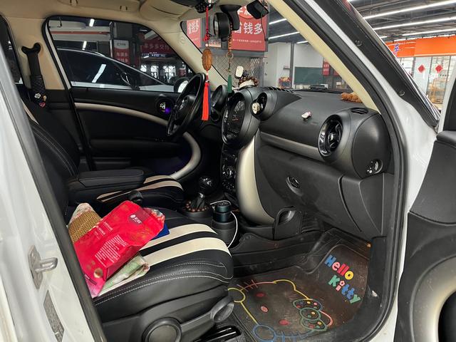 MINI COUNTRYMAN 2014 1.6T COOPER ALL4 Fun – фото 12