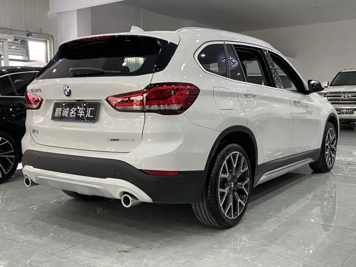 BMW X1 2022 Model xDrive25Li Exclusive Model – фото 4