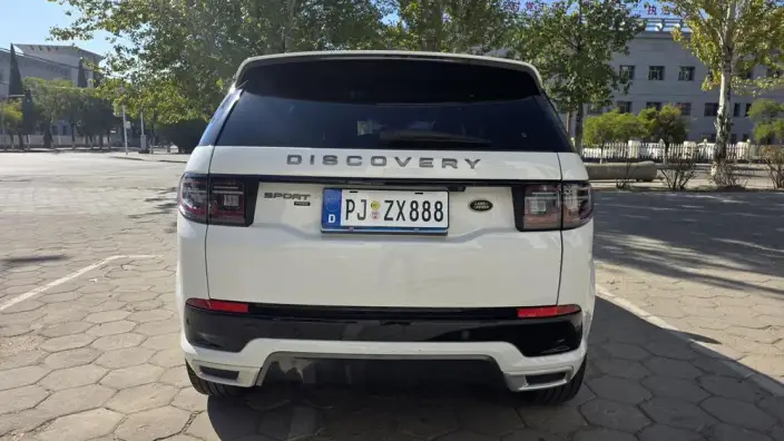 Land Rover Discovery Sport 2022 Model 249PS R-Dynamic S Performance version 5 seat – фото 5