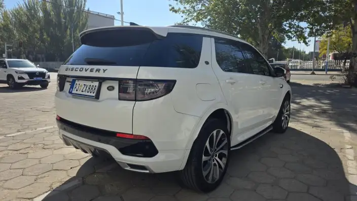 Land Rover Discovery Sport 2022 Model 249PS R-Dynamic S Performance version 5 seat – фото 6