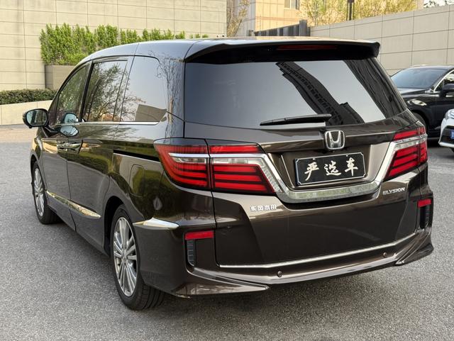 Honda Elysion 2016 2.4L Ultimate – фото 4
